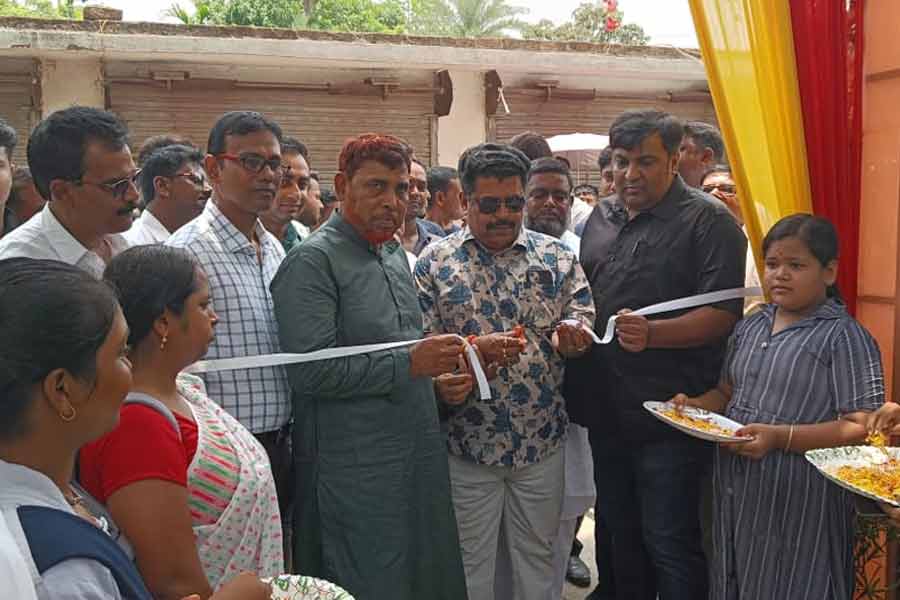 প্রতি বাড়ি থেকে সংগ্রহ বর্জ্যে তৈরি হবে জৈব সার, পরিবেশ-কৃষির উন্নতিতে বসিরহাটে শুরু প্রকল্প