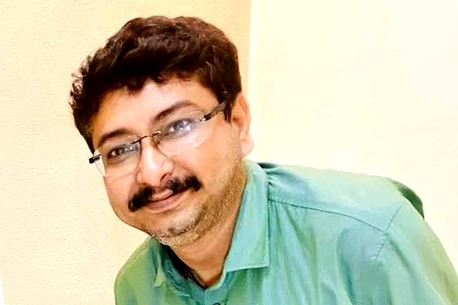 বেহালায় ‘আত্মঘাতী’ শিশুরোগ বিশেষজ্ঞ, নেপথ্যে মানসিক অবসাদ?