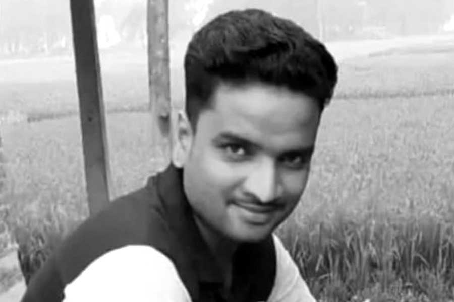 বিজেপি নেতার ‘হাত বাঁধা’ ঝুলন্ত দেহ উদ্ধারে চাঞ্চল্য হুগলির আরামবাগে