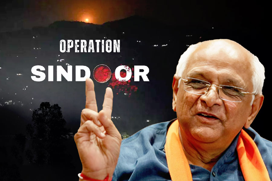 সেনার পরাক্রমকে কুর্নিশ, ভারত-পাক সীমান্তের কাছেই ‘সিঁদুর বন’ গড়বে গুজরাট সরকার