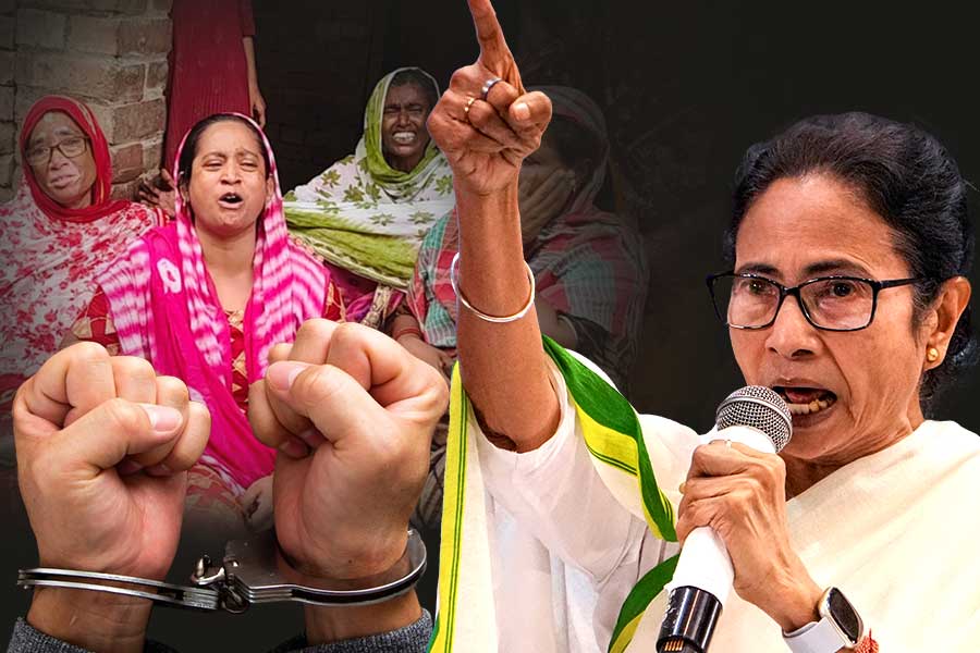 মুখ্যমন্ত্রীর নির্দেশের কয়েকঘণ্টার মধ্যেই গ্রেপ্তার কালীগঞ্জের দুষ্কৃতীরা, বোমাবাজিতে নাবালিকার মৃত্যুতে ধৃত ৪