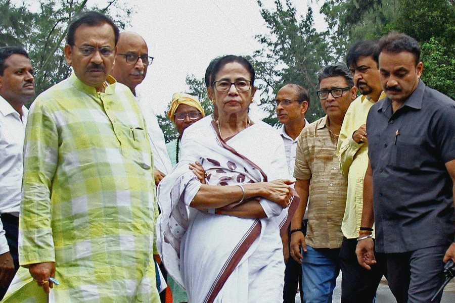 জগন্নাথদেবকে আম-পোশাক অর্পণ মমতার, রথযাত্রা ঘিরে কড়া নিরাপত্তা দিঘায়