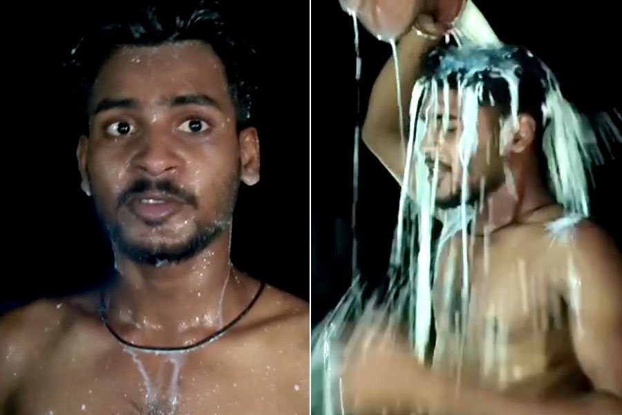 ডিভোর্সের সেলিব্রেশন! স্ত্রীর থেকে ‘মুক্তি’ পেয়ে দুধ দিয়ে স্নান করলেন যুবক