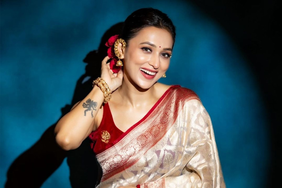থাইল্যান্ডে গিয়ে নিজের হাতে জুস বানালেন মিমি! কিন্তু কার জন্য ?