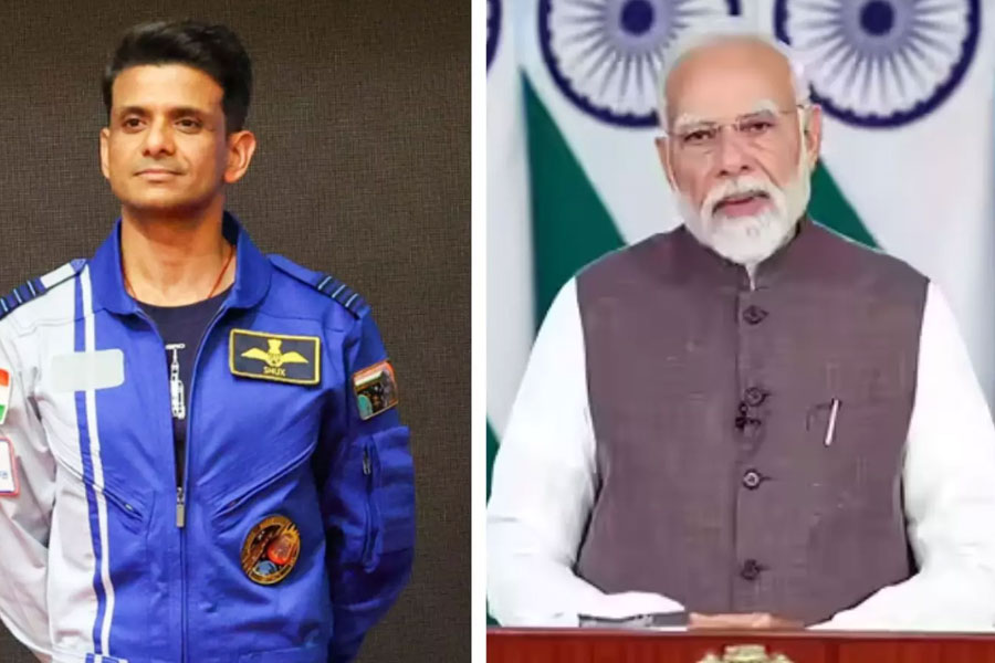 ‘ভারতীয়দের হৃদয়ে আপনি…’, মহাকাশ স্টেশনে থাকা শুভাংশুকে বার্তা প্রধানমন্ত্রী মোদির