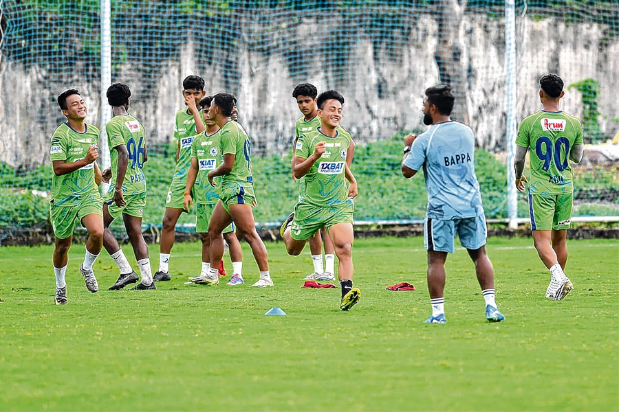 তারুণ্যে ভরসা কার্ডোজোর, আজ কলকাতা লিগে নামছে মোহনবাগান