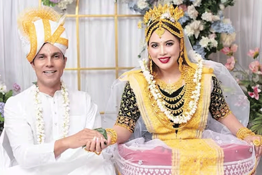 ‘বিরাট নাটক’, মণিপুরী কন্যাকে বিয়েতে মানতে হয়েছিল অদ্ভুত নিয়ম! স্মৃতিচারণ রণদীপ হুডার