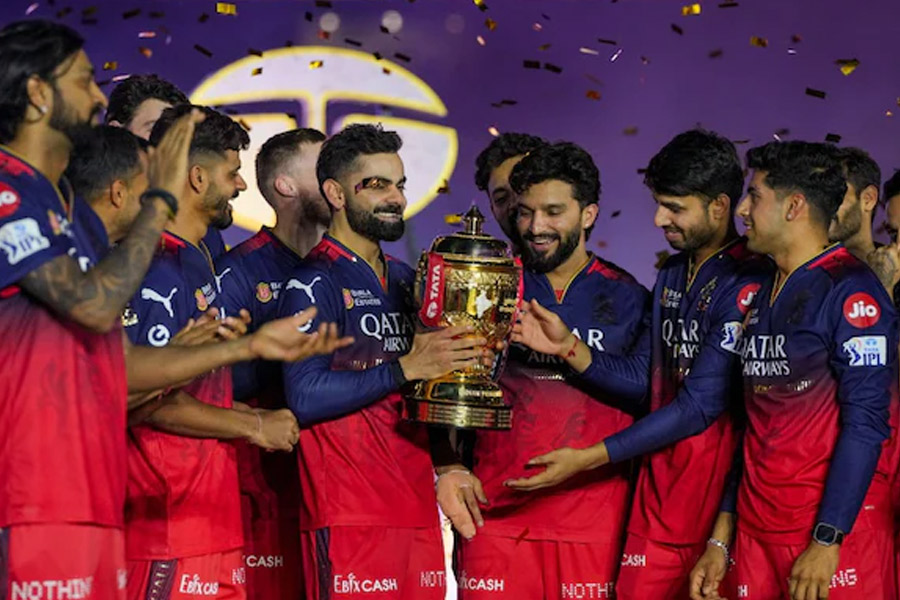জানা গেল আইপিএল শুরুর দিনক্ষণ, পদপিষ্ট কাণ্ডের পর ঘরে ফেরা হবে চ্যাম্পিয়ন বিরাটদের?