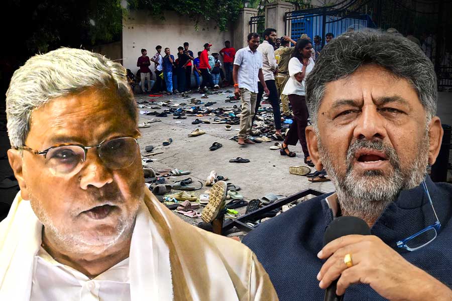 বেঙ্গালুরু কাণ্ডের জের! সিদ্দারামাইয়া এবং শিবকুমারকে দিল্লিতে তলব কংগ্রেস হাইকমান্ডের