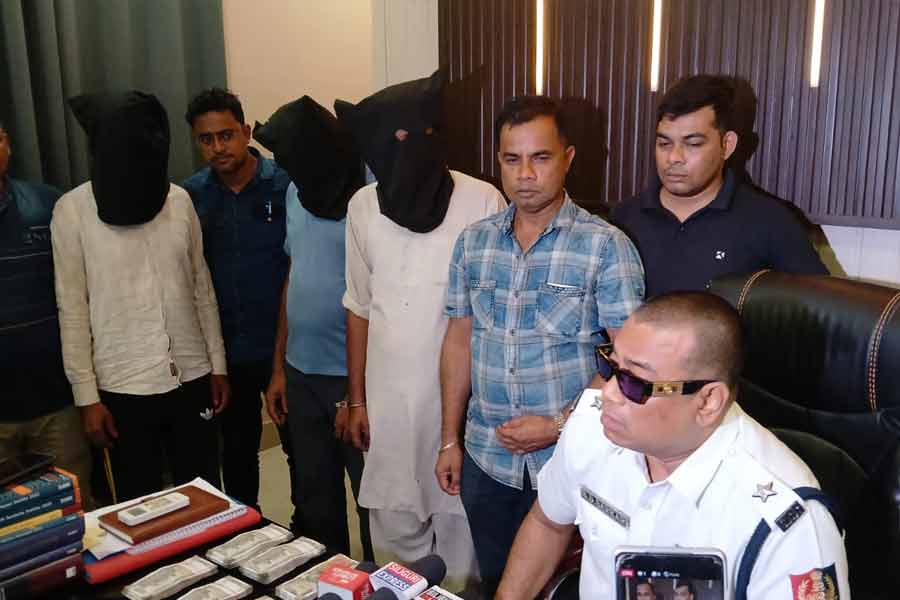 এটিএম লুট কাণ্ডে শিলিগুড়িতে পুলিশের জালে হরিয়ানার ৩ কুখ্যাত, উদ্ধার তিনলক্ষ টাকা