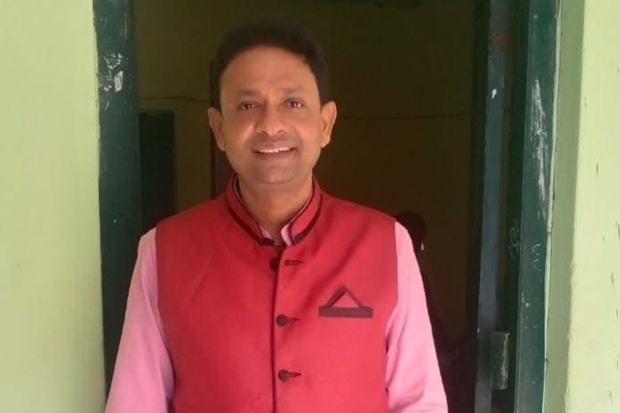 ‘সম্মানহানি হচ্ছে, আমার কথাও ভাবুন’, ভাইরাল কল রেকর্ডিং নিয়ে মুখ খুললেন অশোকনগরের শিক্ষক