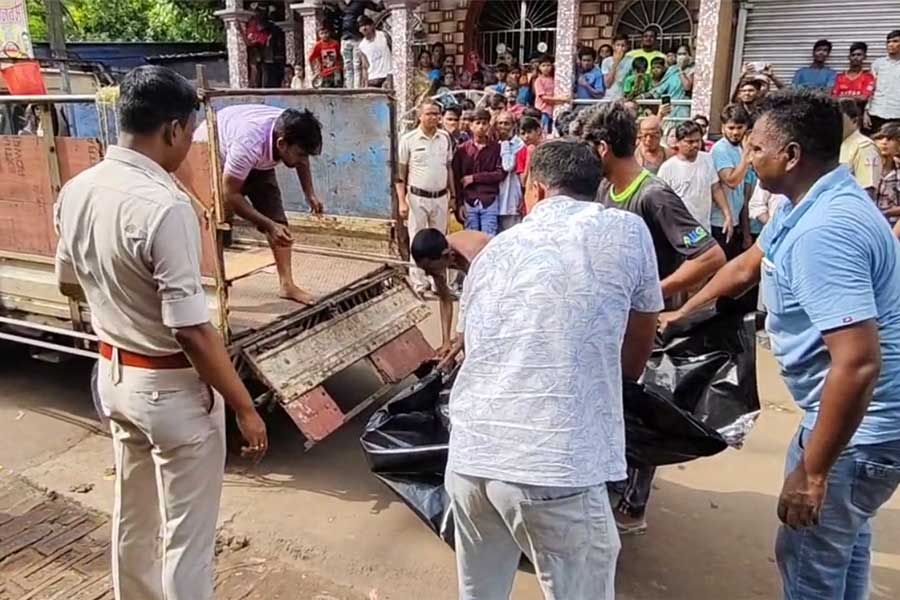তৃণমূল নেতা অশোক সাউ খুনের সাক্ষীর রহস্যমৃত্যুতে চাঞ্চল্য জগদ্দলে