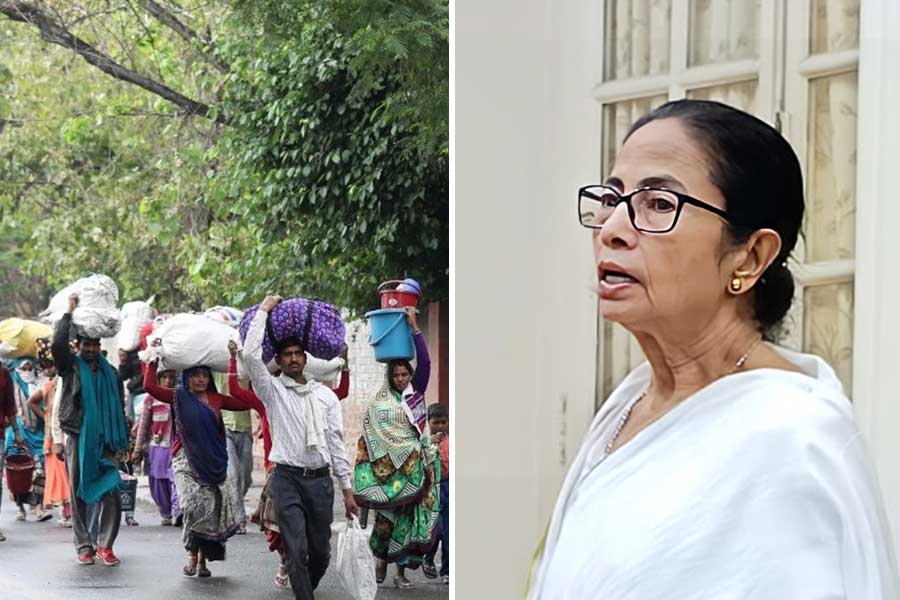 বাংলা বললেই ‘বাংলাদেশি’! রাজস্থানে আটকে পরিযায়ী শ্রমিকরা, পথে নামবেন মমতা