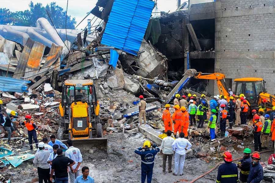 তেলেঙ্গানায় রাসায়নিক কারখানায় বিস্ফোরণে বাড়ল মৃতের সংখ্যা, দুর্ঘটনার কারণ খুঁজতে চলছে তদন্ত