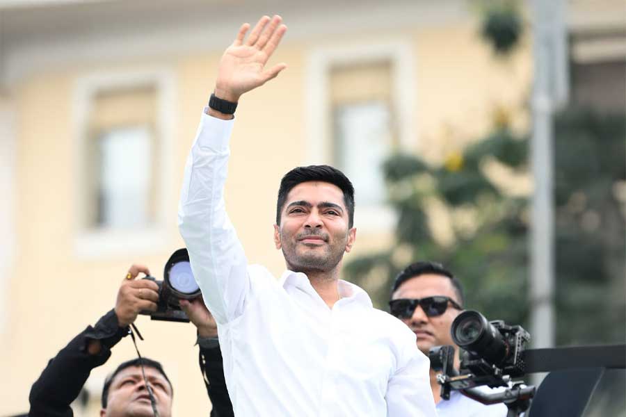 ‘রাম ছেড়ে কালী-দুর্গা বলছে, ২৬-এর পর জয় বাংলা বলবে’, একুশের মঞ্চ থেকে বিজেপিকে চ্যালেঞ্জ অভিষেকের