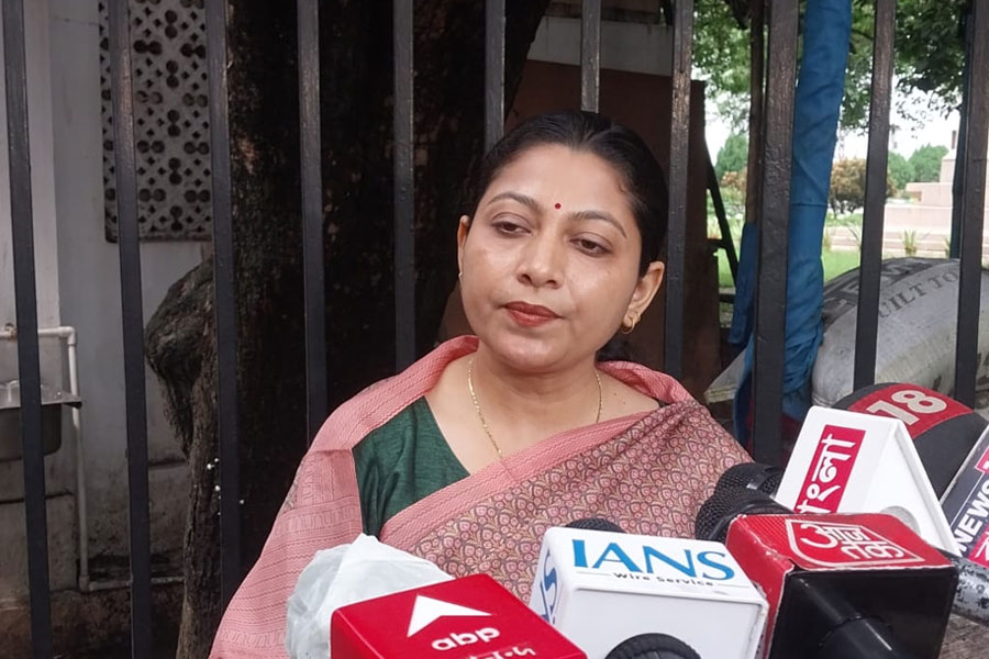 কালীগঞ্জের ঘটনায় ‘মর্মাহত’, শিগগিরই যাবেন নিহতের বাড়ি, জানালেন আলিফা