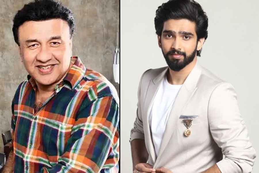 ‘যৌন হেনস্তা না হলে বলবে কেন?’, কাকা অনু মালিকের বিরুদ্ধে সরব অমল