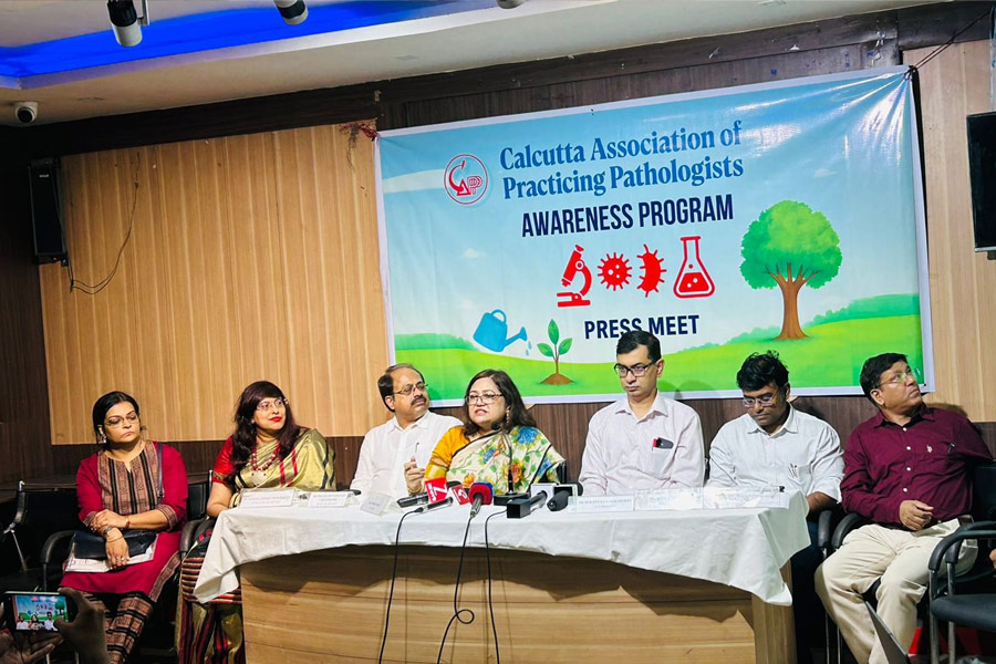 চিকিৎসার নয়া দিশারি, ল্যাব বিশেষজ্ঞদের অবদান তুলে ধরতে বিশেষ উদ্যোগ এই সংস্থার