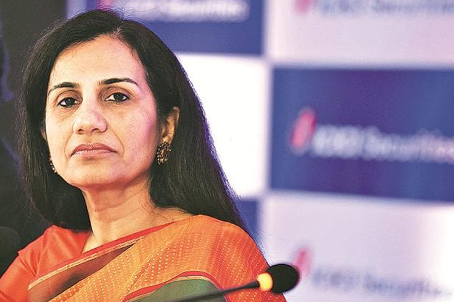 ঋণের বিনিময়ে ৬৪ কোটির ঘুষ! দোষী সাব্যস্ত ICICI ব্যাঙ্কের প্রাক্তন প্রধান ছন্দা কোচর