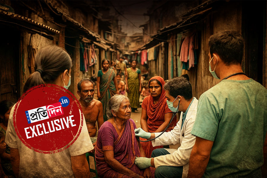 ঝুপড়ি থেকে অট্টালিকা, এক ডাকেই ‘দুয়ারে ডাক্তার’