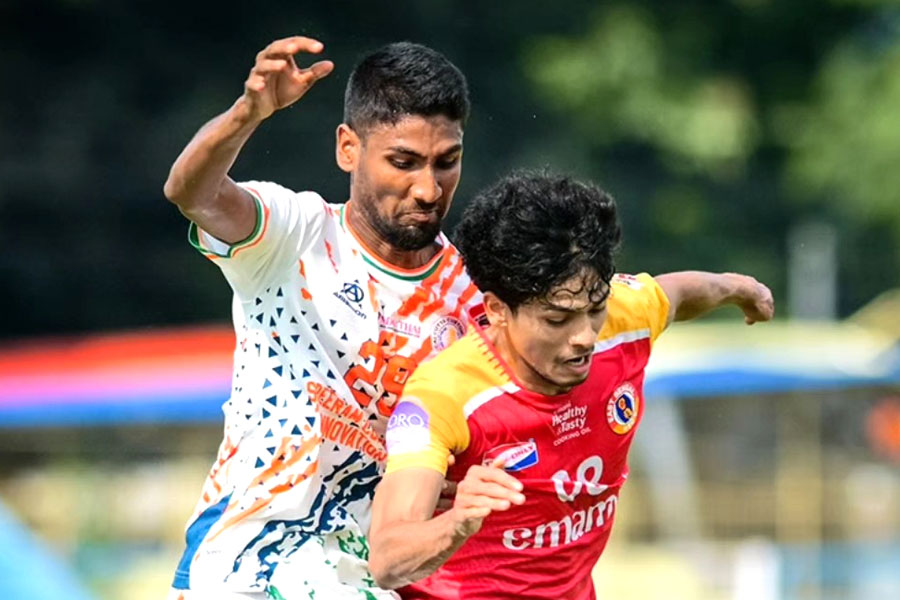 ২ গোলে পিছিয়ে পড়েও কোনওরকমে ড্র, কাস্টমসের বিরুদ্ধেও ৩ পয়েন্ট পেল না ইস্টবেঙ্গল