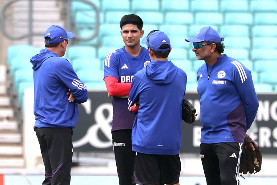 ‘ম্যাঞ্চেস্টার যুদ্ধ মানসিকভাবে এগিয়ে রাখবে গিলদের’, ওভাল টেস্টের আগে মন্তব্য সৌরভের