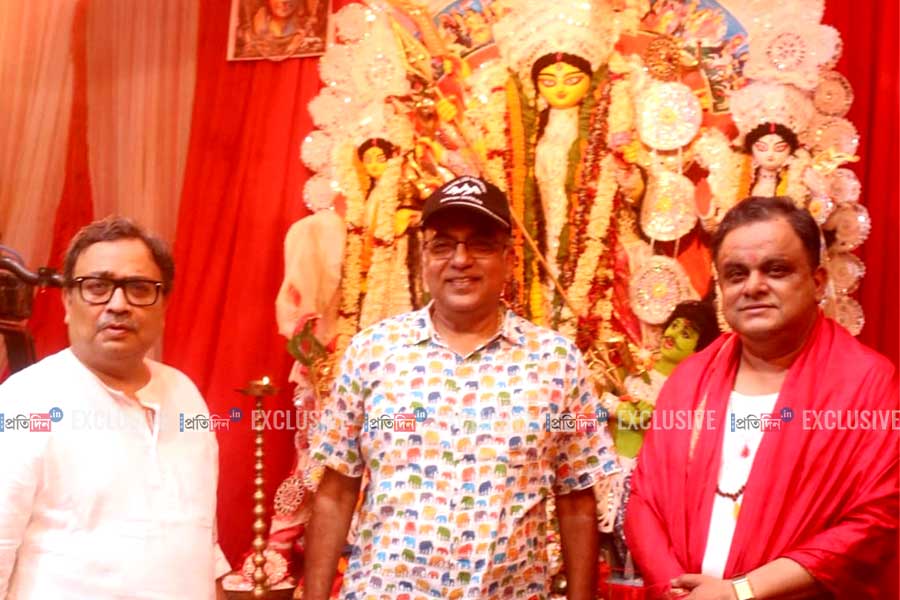 EXCLUSIVE: ‘লাল পার্টি’র মিছিলে কেন কুণাল? ছবির শুটিং চলাকালীন এক অনুরাগীর প্রশ্নে বিস্মিত ‘অভিনেতা’