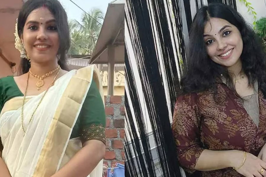 বাইক, ৪৩ সোনার মোহর দিয়েও লাভ হল না, পণের দাবিতে শারজায় খুন কেরলের তরুণী!