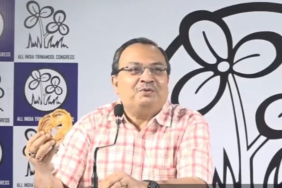 ফের পা ভাঙল কুণাল ঘোষের, মঙ্গলেই অস্ত্রোপচার