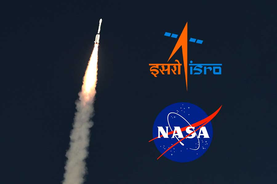 মহাকাশে পাড়ি! সফল উৎক্ষেপণ নাসা ও ইসরোর যৌথ উদ্যোগে তৈরি ‘নিসার’-এর