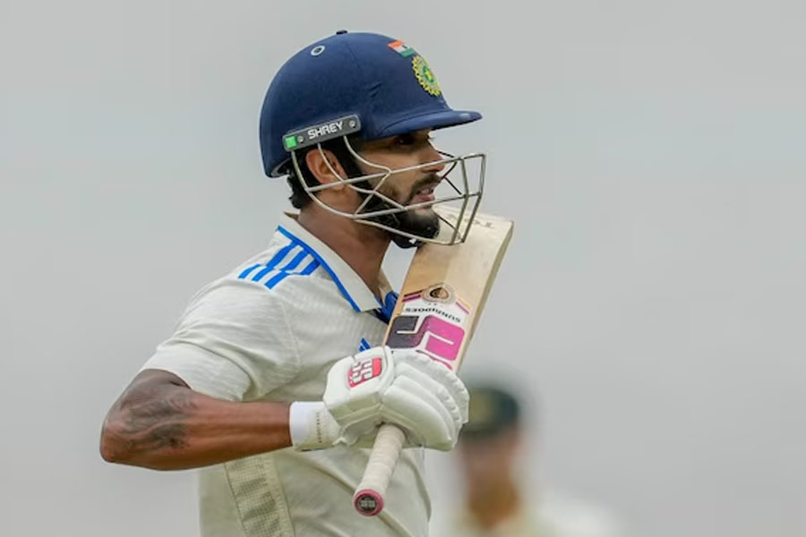 বকেয়া মেটাতে গররাজি! কোটি টাকার মামলা দায়ের হল ভারতীয় অলরাউন্ডারের বিরুদ্ধে
