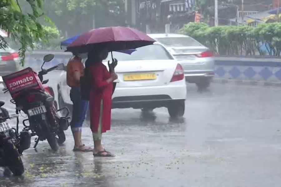 ফের জোড়া নিম্নচাপ কাঁটা বঙ্গে! চলতি সপ্তাহে ফের ভাসতে পারে একাধিক জেলা
