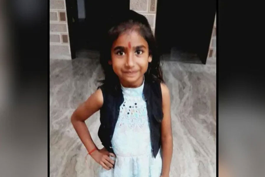 ৯ বছরের শিশুরও হৃদরোগে মৃত্যু! রাজস্থানে টিফিনবক্সের উপরে হঠাৎ ঢলে পড়ল চতুর্থ শ্রেণির ছাত্রী!