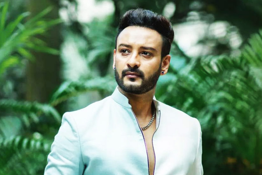 ‘সস্তার পাবলিসিটি করি না…’, ভাইরাল ভিডিও নিয়ে ঝাঁজালো সাহেব! অভিযোগ সাইবার সেলে