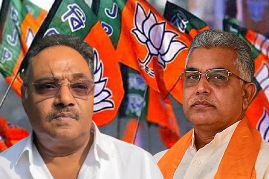 ‘ছিলেন, আছেন, থাকবেন’, বঙ্গ বিজেপিতে দিলীপের গুরুত্ব বোঝালেন শমীক