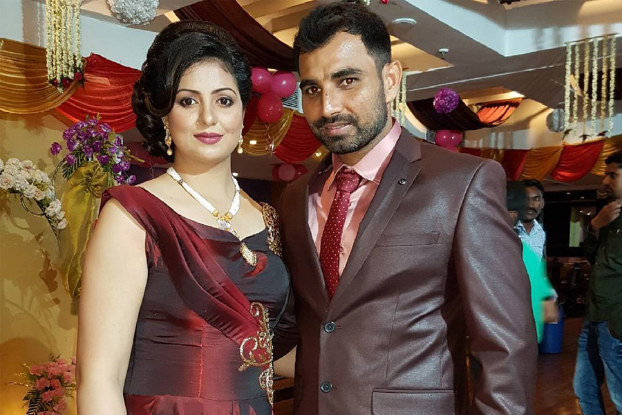 ‘পাগল কুকুরকে ভয় পাওয়ার হলে…’, নাম না করে শামিকে কদর্য আক্রমণ ‘স্ত্রী’ হাসিনের!