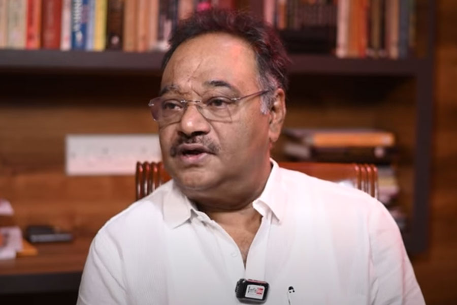 ‘মমতার সঙ্গে রাজনৈতিক লড়াই’, ব্যক্তিগত আক্রমণে বিশ্বাসী নন শমীক ভট্টাচার্য