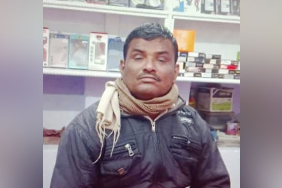 মুর্শিদাবাদে তৃণমূল কর্মীকে কুপিয়ে খুন! বাড়ির ৩০০ মিটার দূরে মিলল দেহ