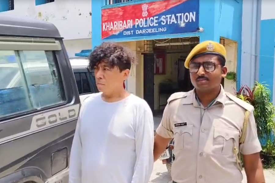 অবৈধভাবে ভারতে প্রবেশ, পানিট্যাঙ্কির নেপাল সীমান্ত থেকে গ্রেপ্তার চিনা নাগরিক