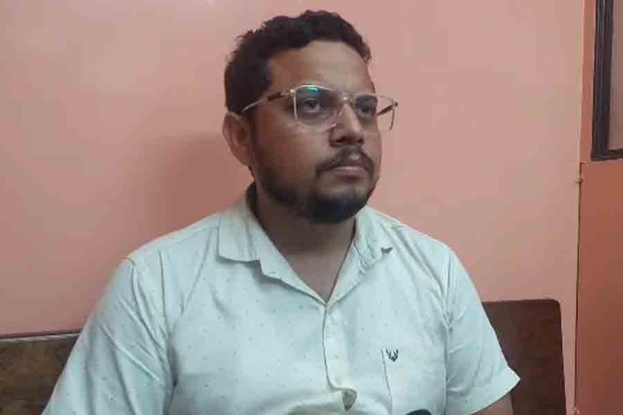 নরসিংহ দত্ত কলেজে ইউনিয়ন রুমে র‍্যাগিং! তৃণমূল ছাত্র পরিষদের সহ সভাপতিকে শোকজ তৃণমূলের