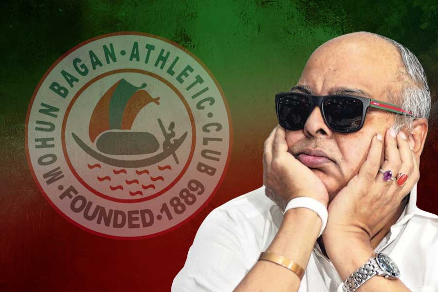 ‘অঞ্জন-শম্পাকে মিস করছি’, একান্ত সাক্ষাৎকারে ‘মোহনবাগান রত্ন’ টুটু বোস
