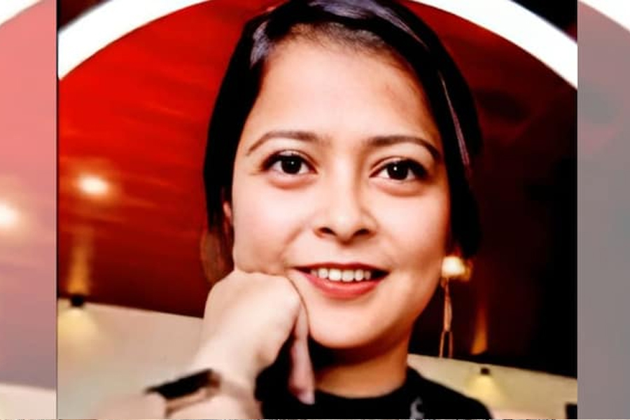 দুর্নীতিতে সঙ্গ দিতে চাপ সিনিয়রদের! অসমে ‘আত্মঘাতী’ তরুণী ইঞ্জিনিয়র