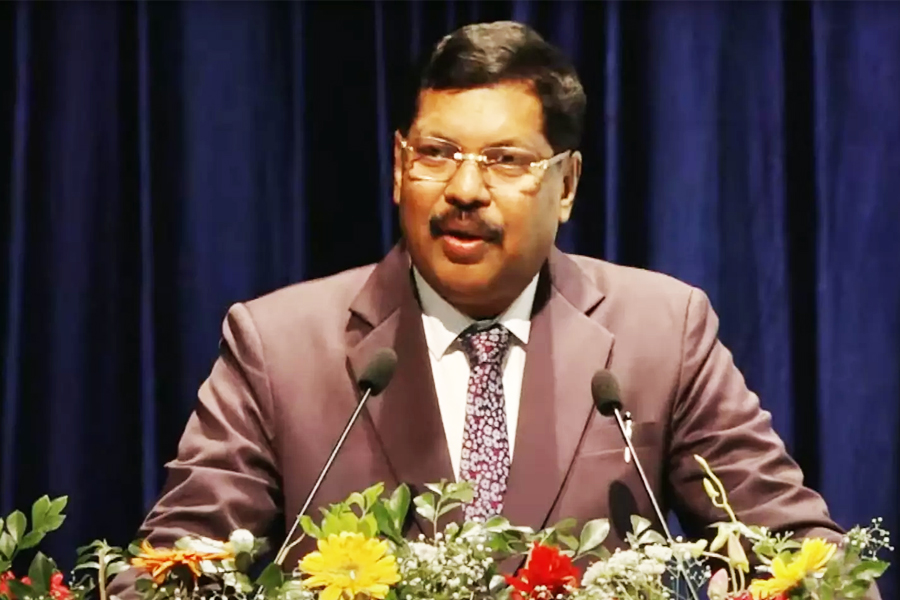 হিন্দি বিতর্কের মাঝেই মাতৃভাষা নিয়ে বড় মন্তব্য প্রধান বিচারপতির, কী বললেন গাভাই?