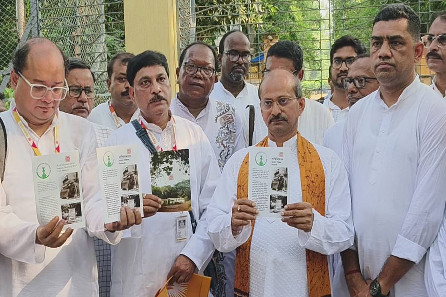 বিশ্বভারতীর আশ্রম প্রাঙ্গণে উঠল পর্যটক প্রবেশের নিষেধাজ্ঞা, টিকিটের মূল্য কত?