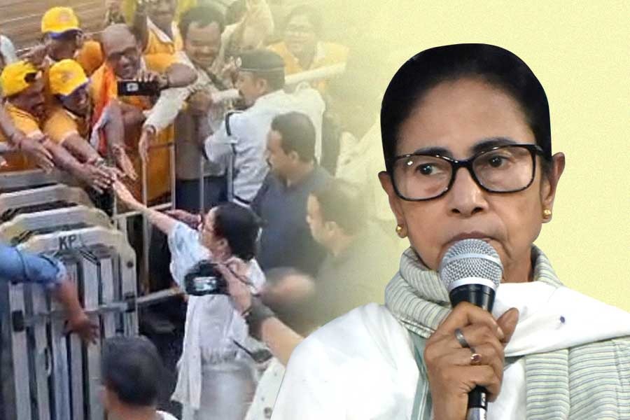 নবান্ন অভিযানে আপত্তি নেই, ২১ জুলাই কেন? তোপ মমতার