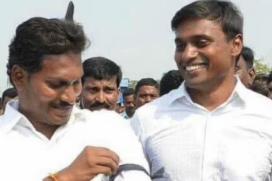 ৩২০০ কোটির আবগারি দুর্নীতি! অন্ধ্রে গ্রেপ্তার জগন রেড্ডির দলের সাংসদ
