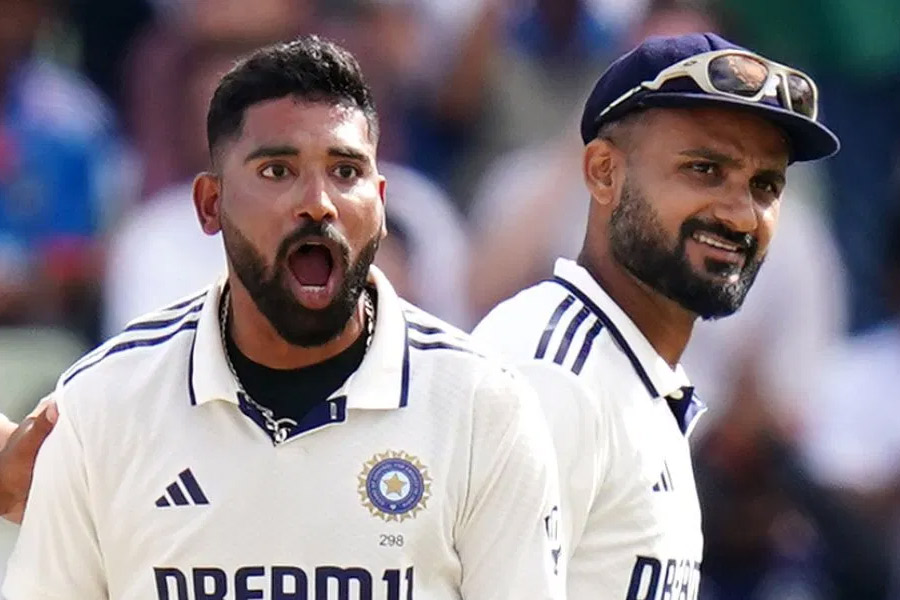 ‘এই সুযোগটারই অপেক্ষায় ছিল’, সতীর্থ আকাশের প্রশংসায় পঞ্চমুখ সিরাজ