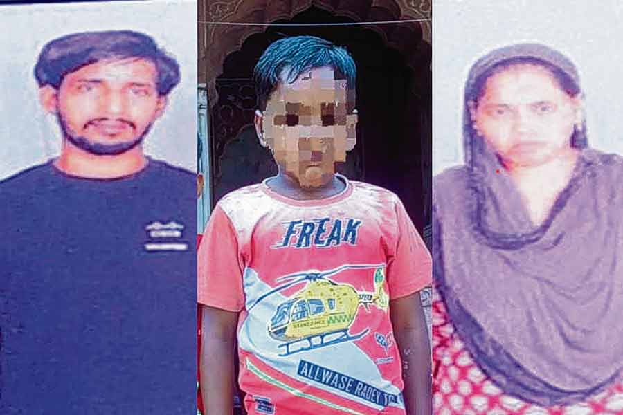 চার প্রজন্ম এপারে, তবুও বাংলার পরিবারকে বাংলাদেশে পুশব্যাক দিল্লি পুলিশের!