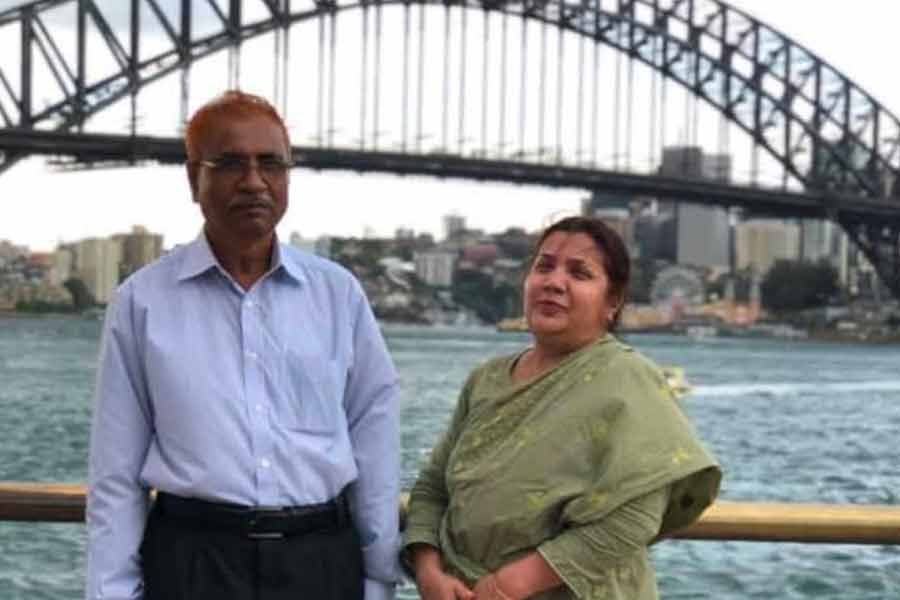 নকল ভোটার কার্ড বানিয়ে দিব্যি বাস হাসনাবাদে! জানাজানি হতেই গা ঢাকা বাংলাদেশি দম্পতির