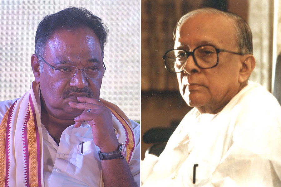 শমীকের মুখে জ্যোতি বসুর সুখ্যাতি! সিপিএমের ভোট টানতে নয়া কৌশল বিজেপির?
